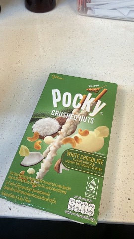 Pocky Crushed Nuts White Chocolate（碎堅果白朱古力味）