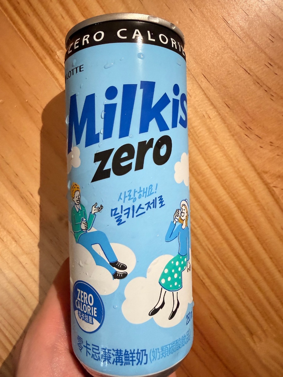 樂天零卡忌廉清鮮奶 (奶類碳酸飲品)